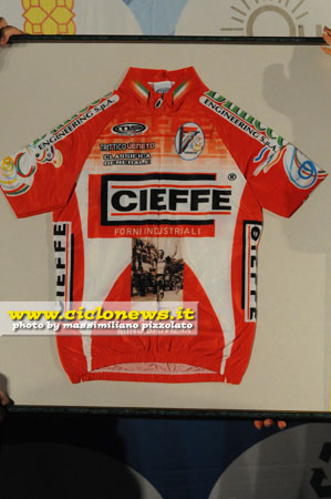 330_08_PresTrittico