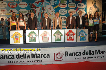 375_08_PresTrittico