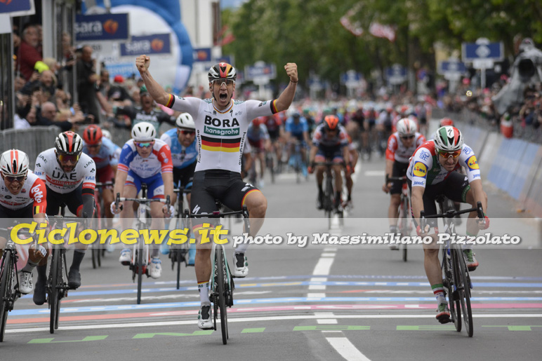 2 Tappa - Arrivo - 102 Giro d'Italia