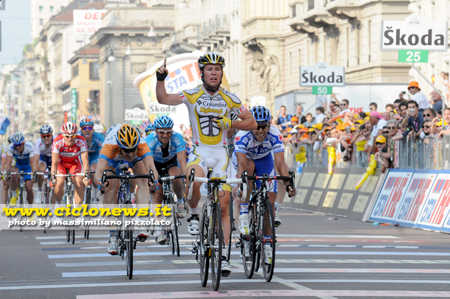 9  tappa Giro d'Italia - Milano show